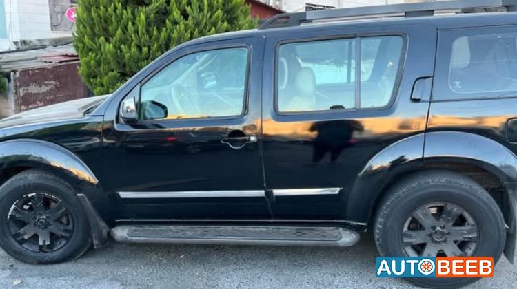 Nissan Pathfinder 2006