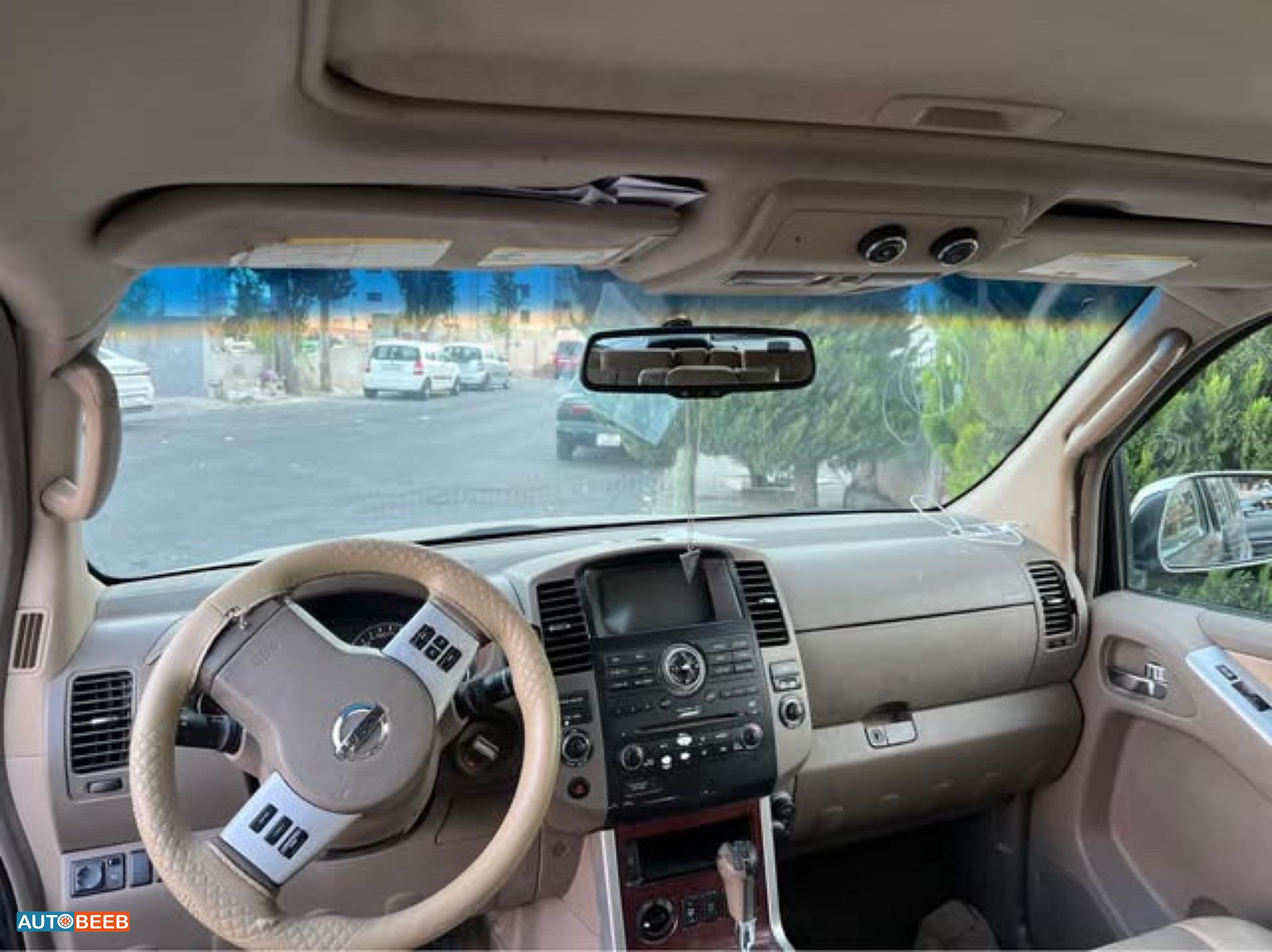 Nissan Pathfinder 2006