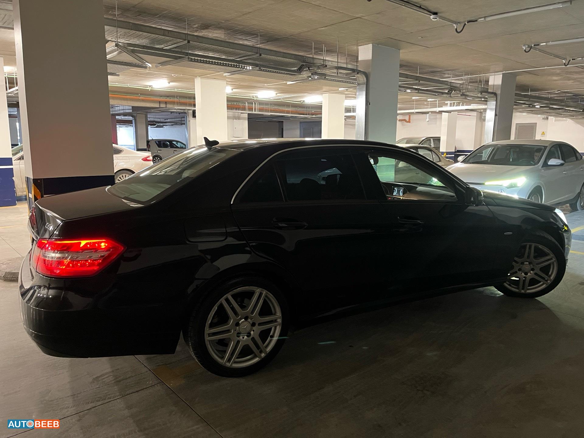 Mercedes Benz E200 2010