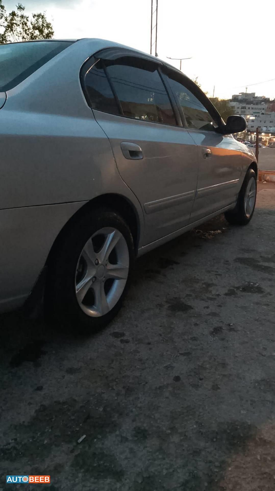 هيونداي افانتي 2005