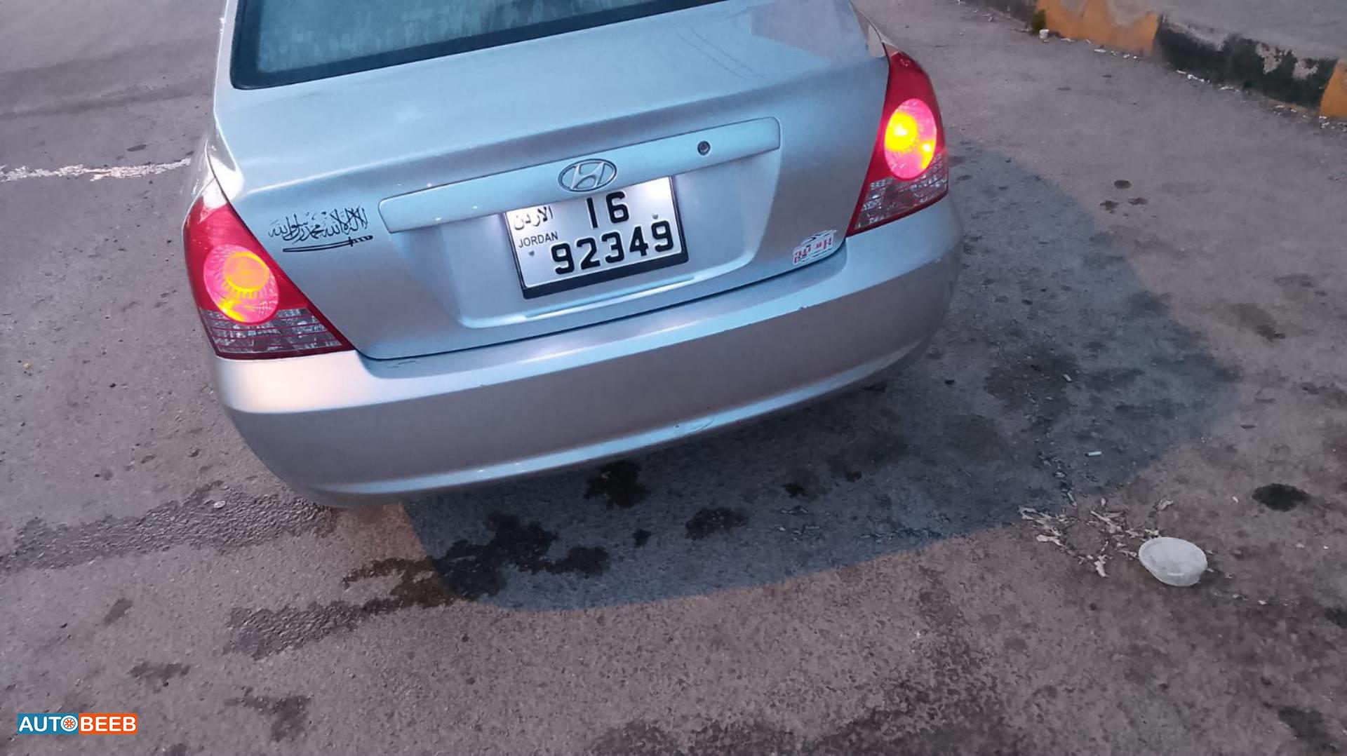 هيونداي افانتي 2005