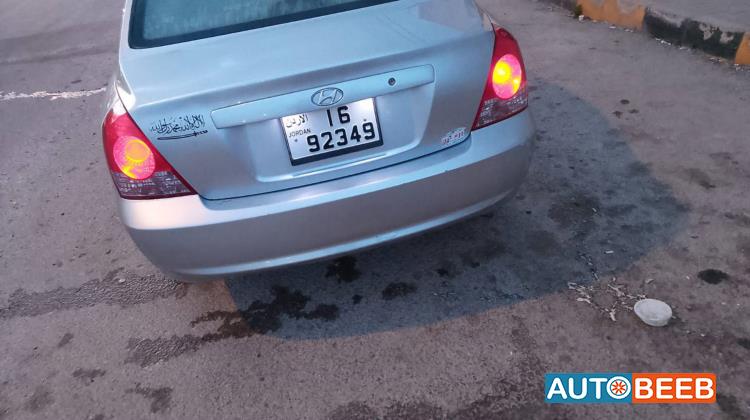 هيونداي افانتي 2005