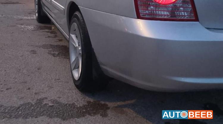 هيونداي افانتي 2005