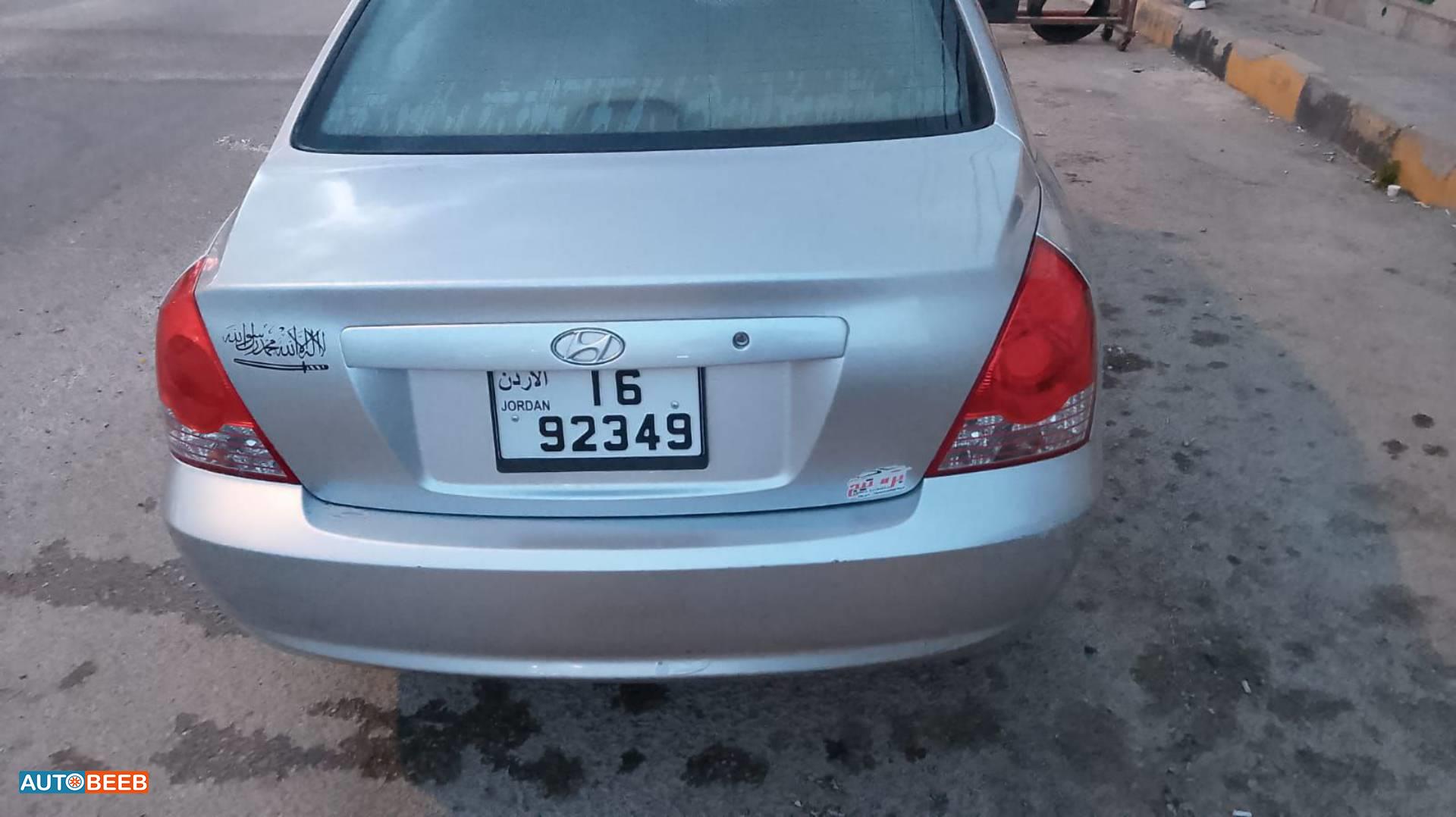 هيونداي افانتي 2005