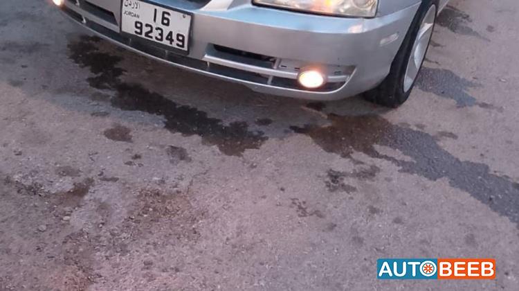 هيونداي افانتي 2005