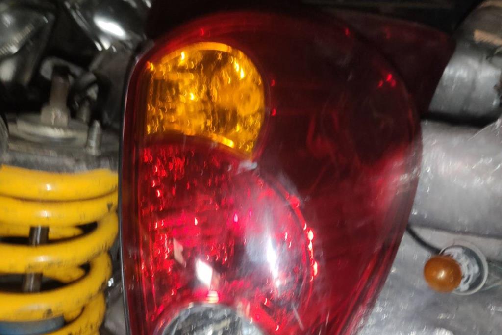 ضوء خلفي يمين شمال ميتسوبيشي l200 2007 2008 2009 2010 2011 2012