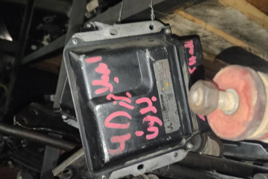 كومبيوتر ماتور ميتسوبيشي l200 2011 2012 2013 2014