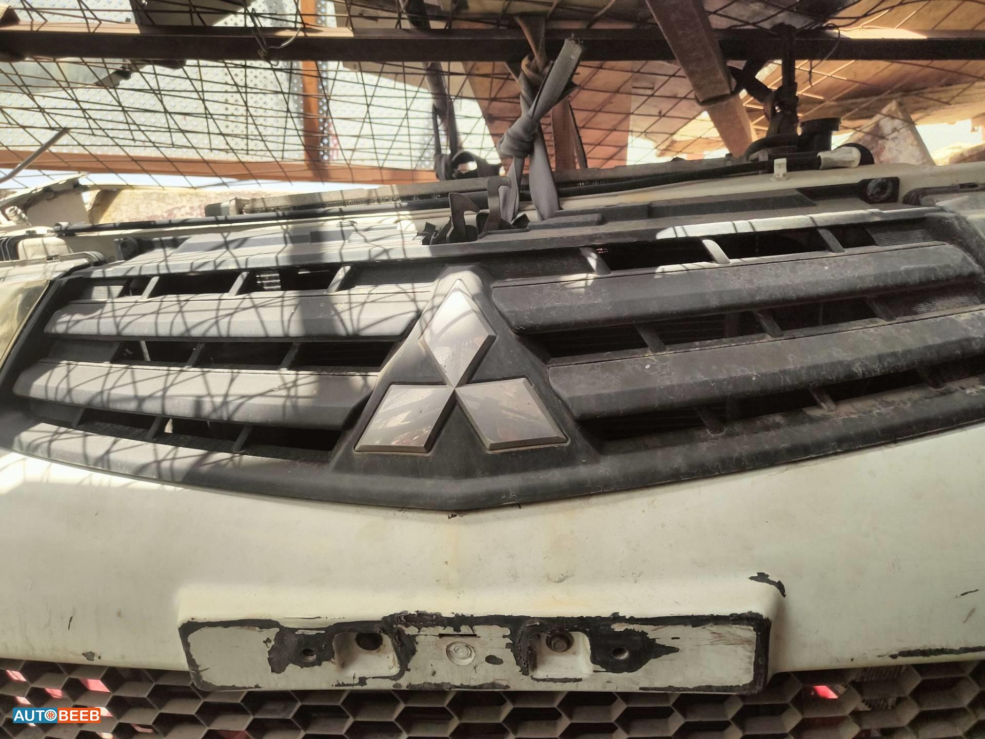 شل امامي علوي ميتسوبيشي l200 2011 2012 2013 2014