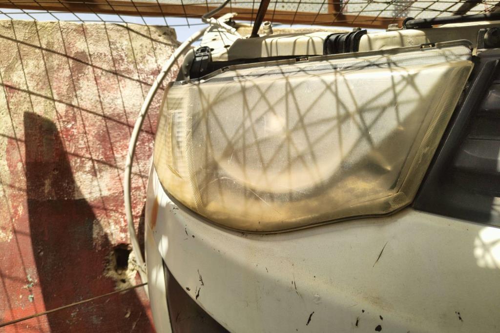 ضوء امامي شمال ميتسوبيشي l200 2011 2012 2013 2014