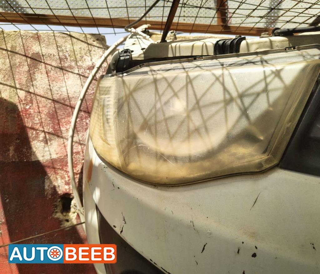 ضوء امامي شمال ميتسوبيشي l200 2011 2012 2013 2014