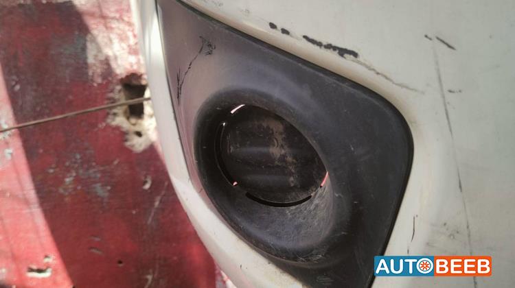 تسكيرة طمبون امامي يمين ميتسوبيشي l200 2011 2012 2013 2014