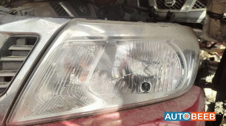 ضوء امامي شمال نيسان نافارا 2017 2018 2019