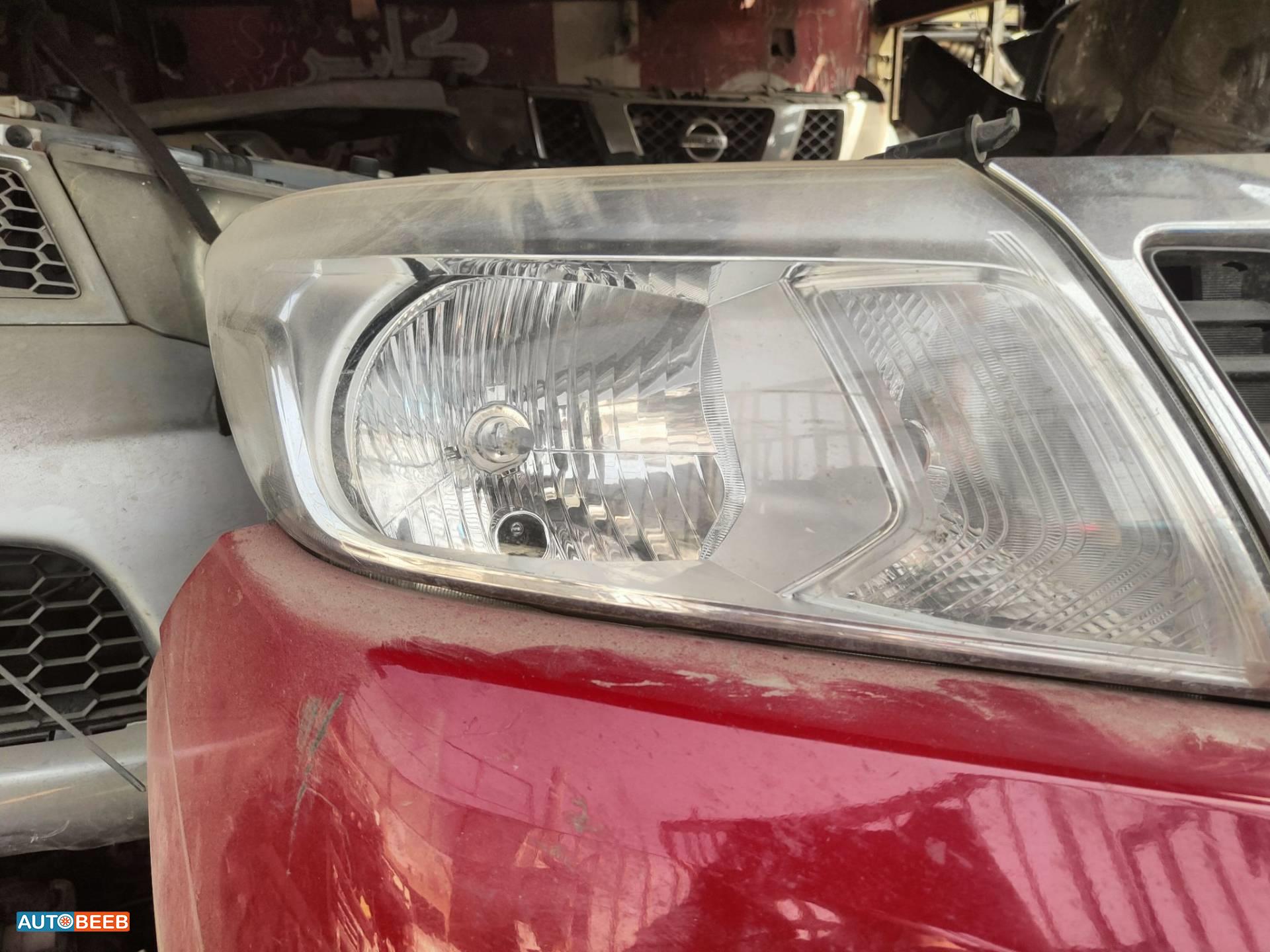 Lights Front light Nissan Navara