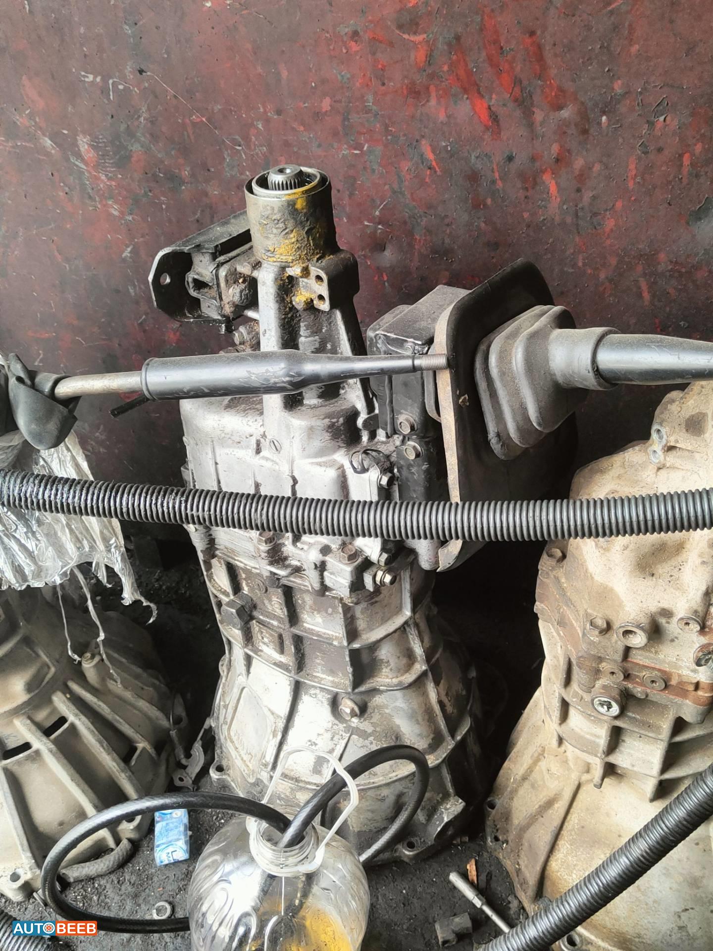 جير عادي ايسوزو دي ماكس 2007 2008