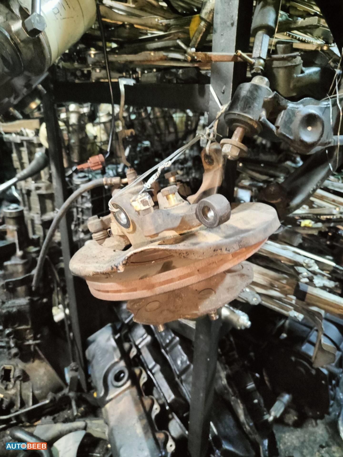 هب عجل نيسان نافارا شبح 2000 2001