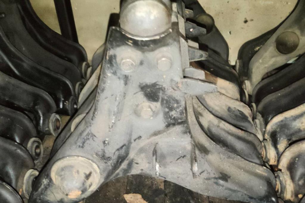 كفة عجل سفلية ميتسوبيشي l200 2012 2013 2014 2015