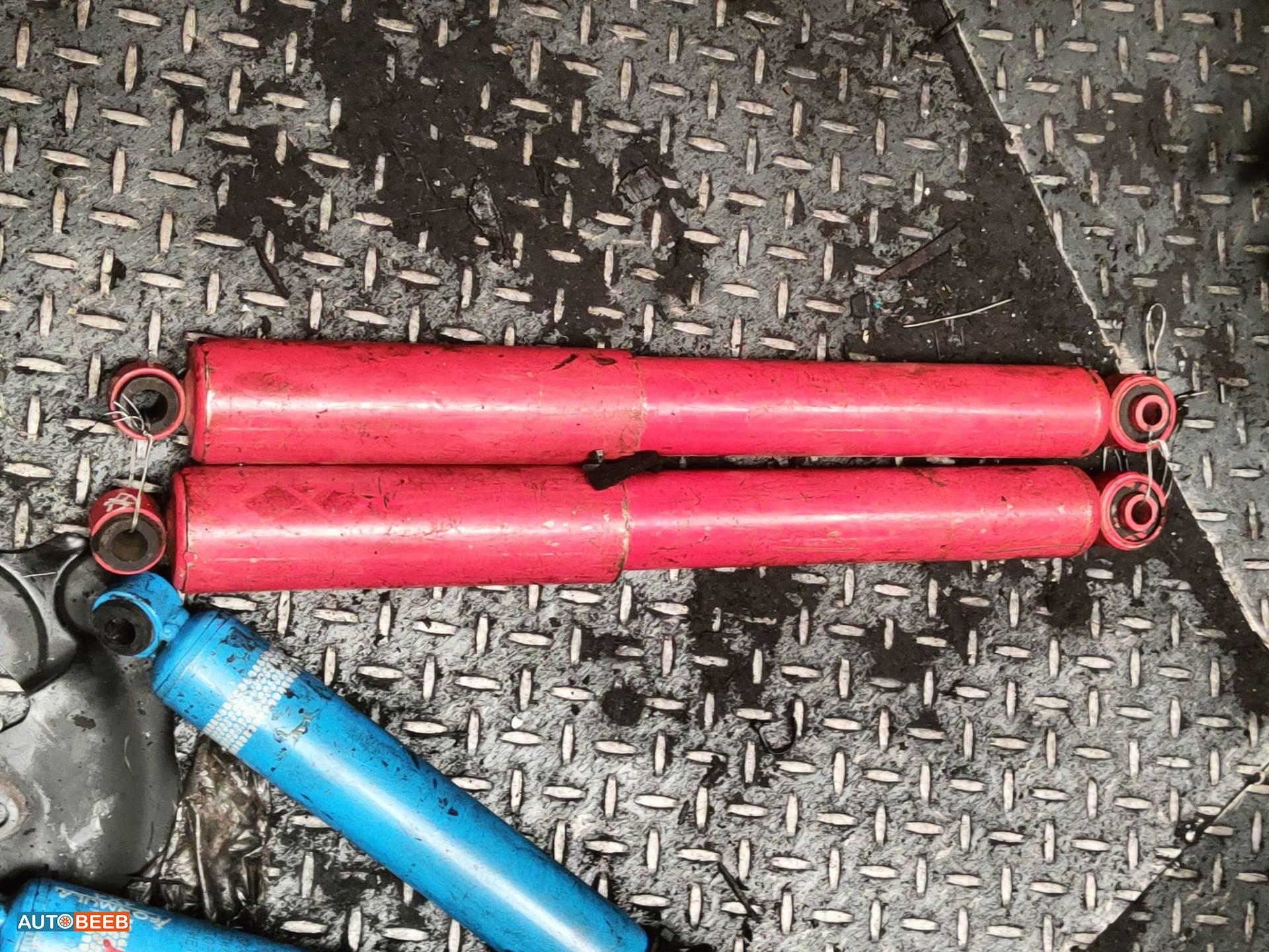 صنوبرص خلفي معدل نيسان نافارا 2020 2021 2022