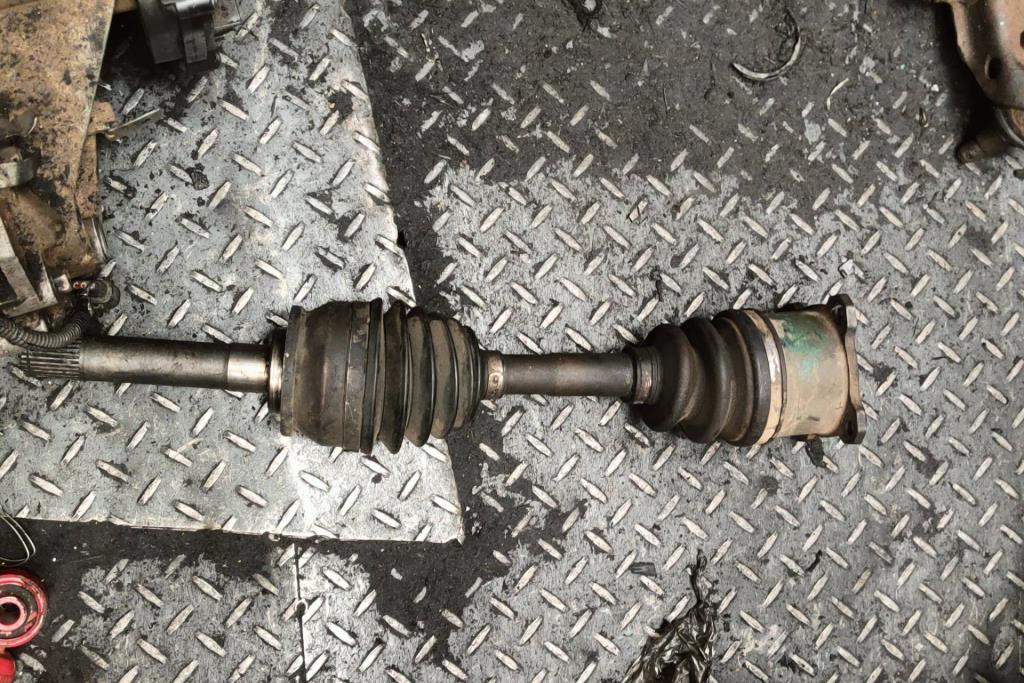 اكس عجل ميتسوبيشي l200 2004 2005 2006