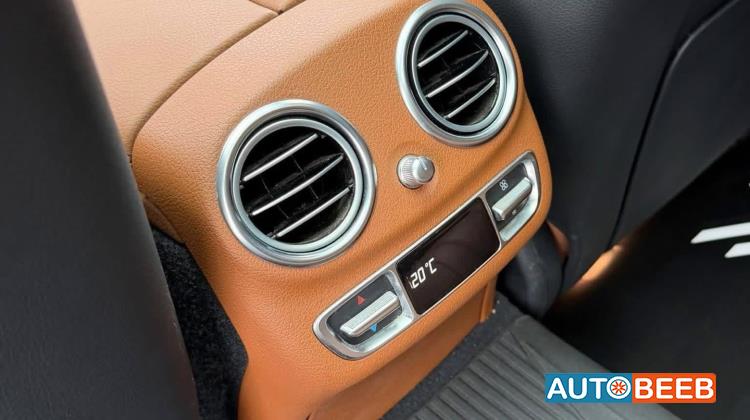 مرسيدس بنز E200 2022