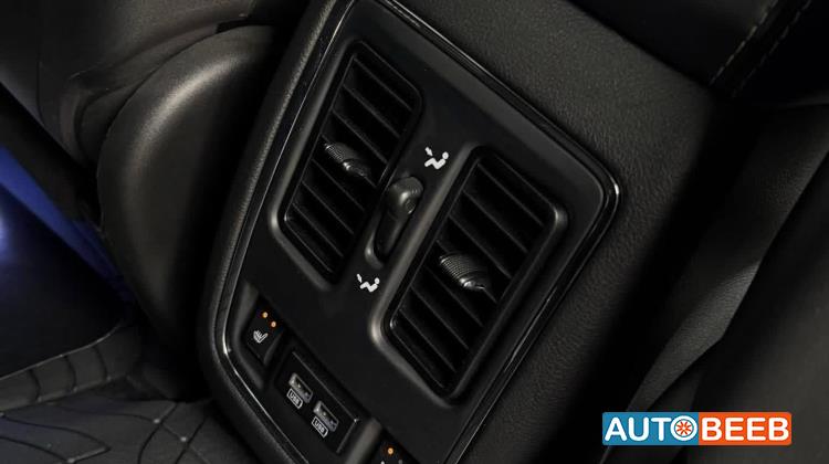 جيب جراند شيروكي 2014