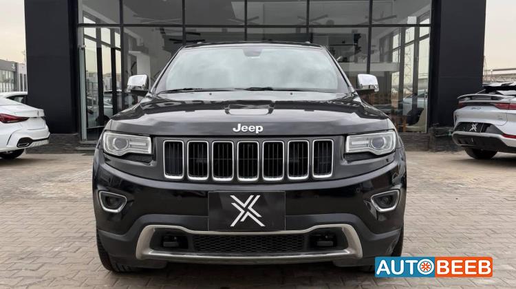 جيب جراند شيروكي 2014