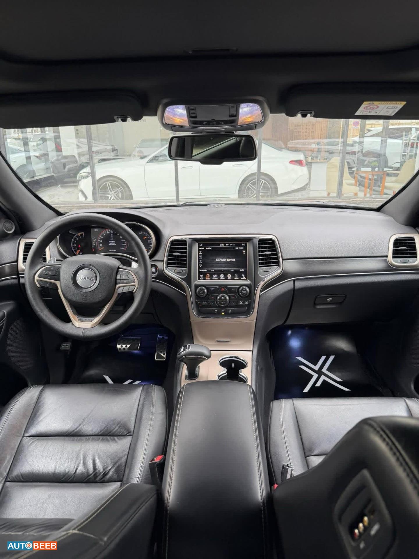 جيب جراند شيروكي 2014