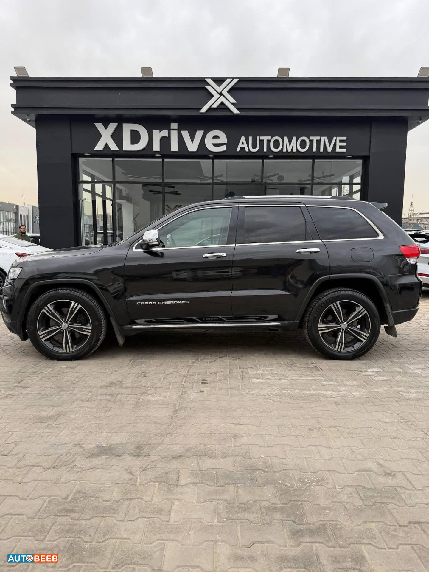 جيب جراند شيروكي 2014