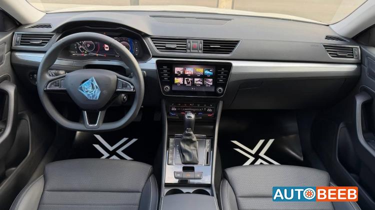 سكودا سوبرب 2025