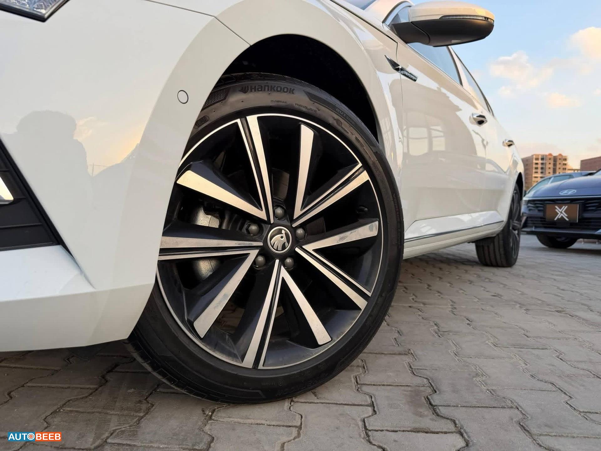 سكودا سوبرب 2025