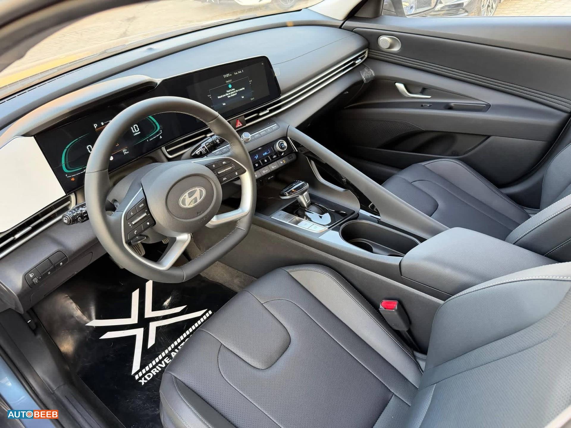 Hyundai Elantra 2025