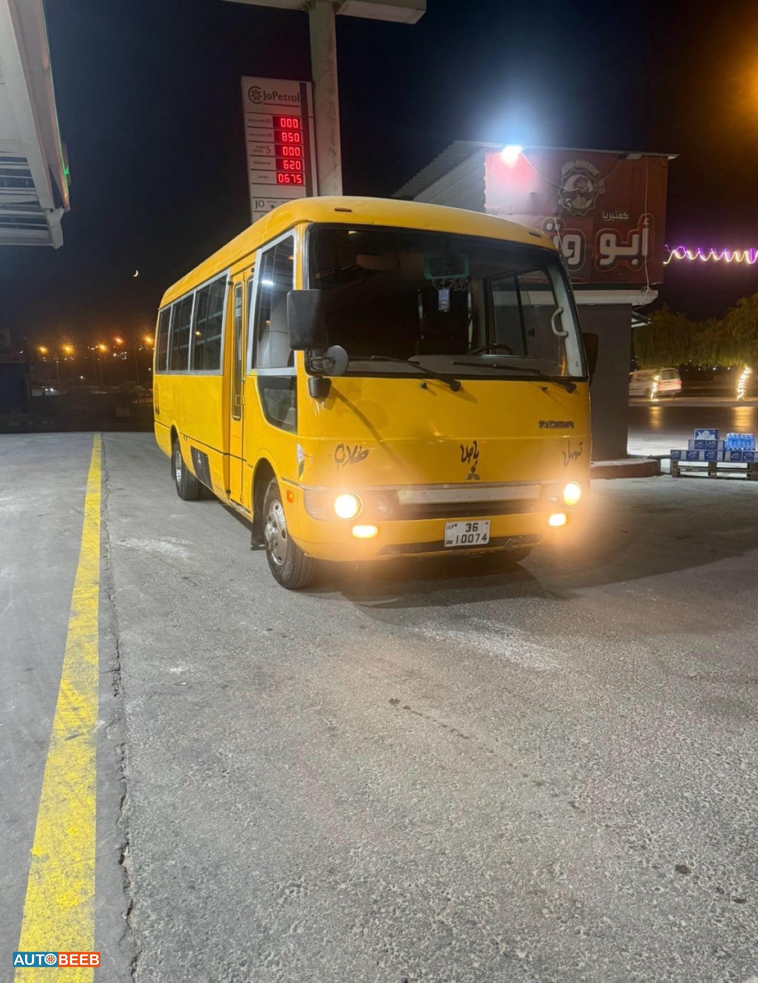 ميني باص ميتسوبيشي 2005