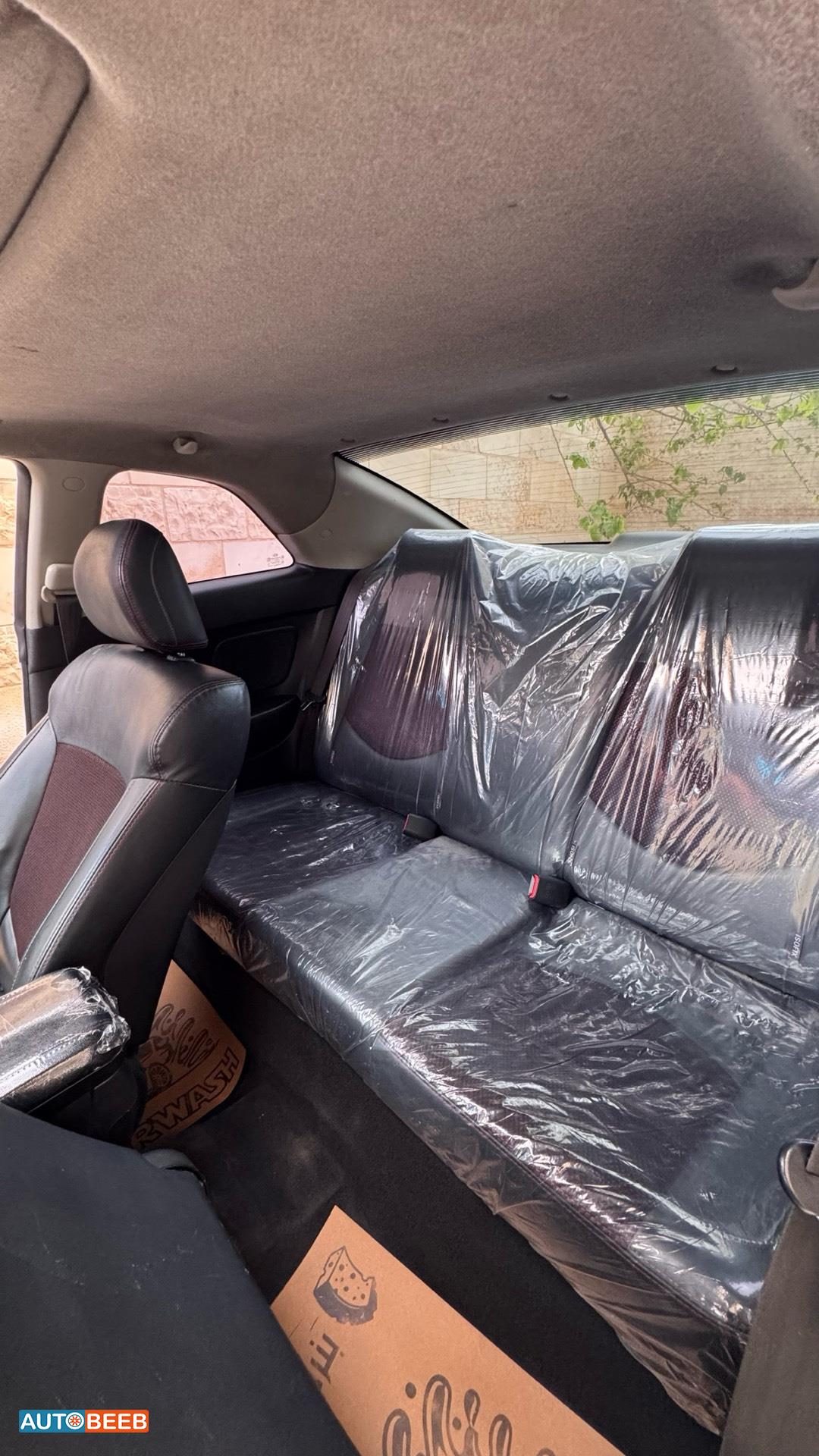 كيا فورتي 2010