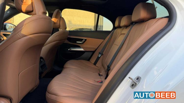 مرسيدس بنز E200 2025