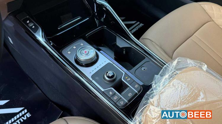 كيا سورينتو 2024