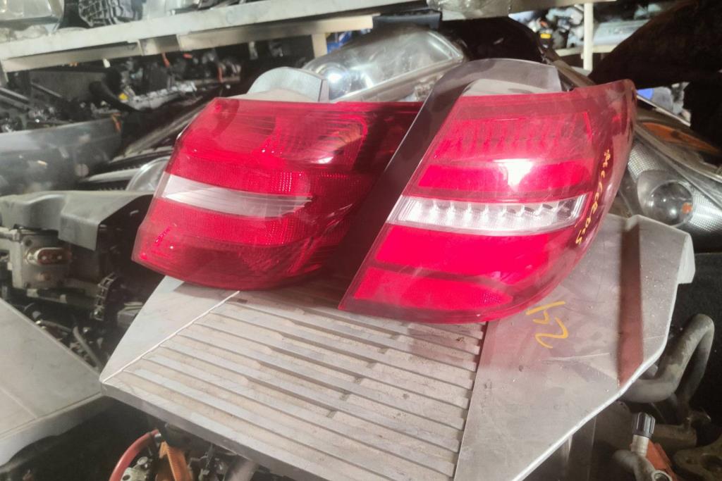 Lights Rear light Mercedes Benz B250