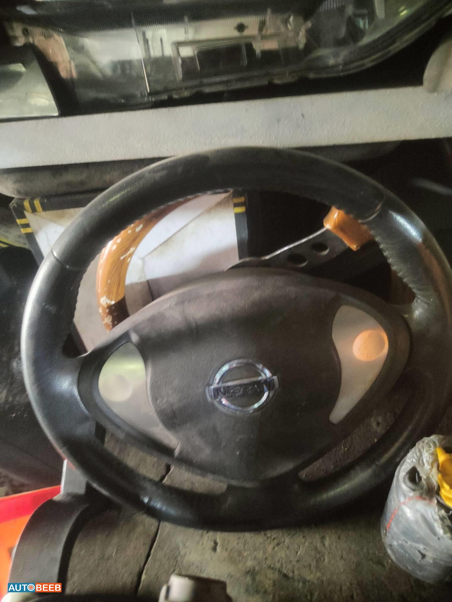 Cabin  Steering Wheel Nissan Leaf