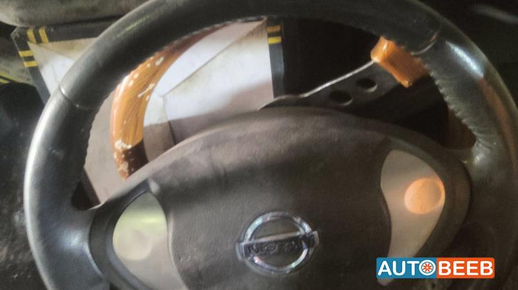 Cabin  Steering Wheel Nissan Leaf