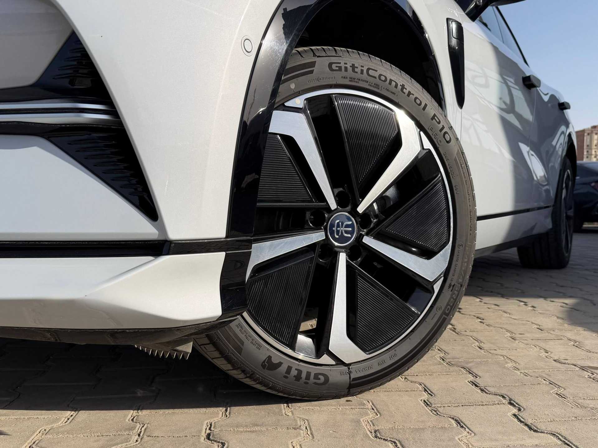 بي واي دي سونج ل 2025