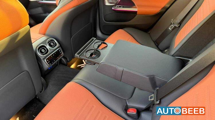 Mercedes Benz C200 2026