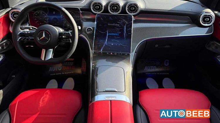 Mercedes Benz GLC300 2024