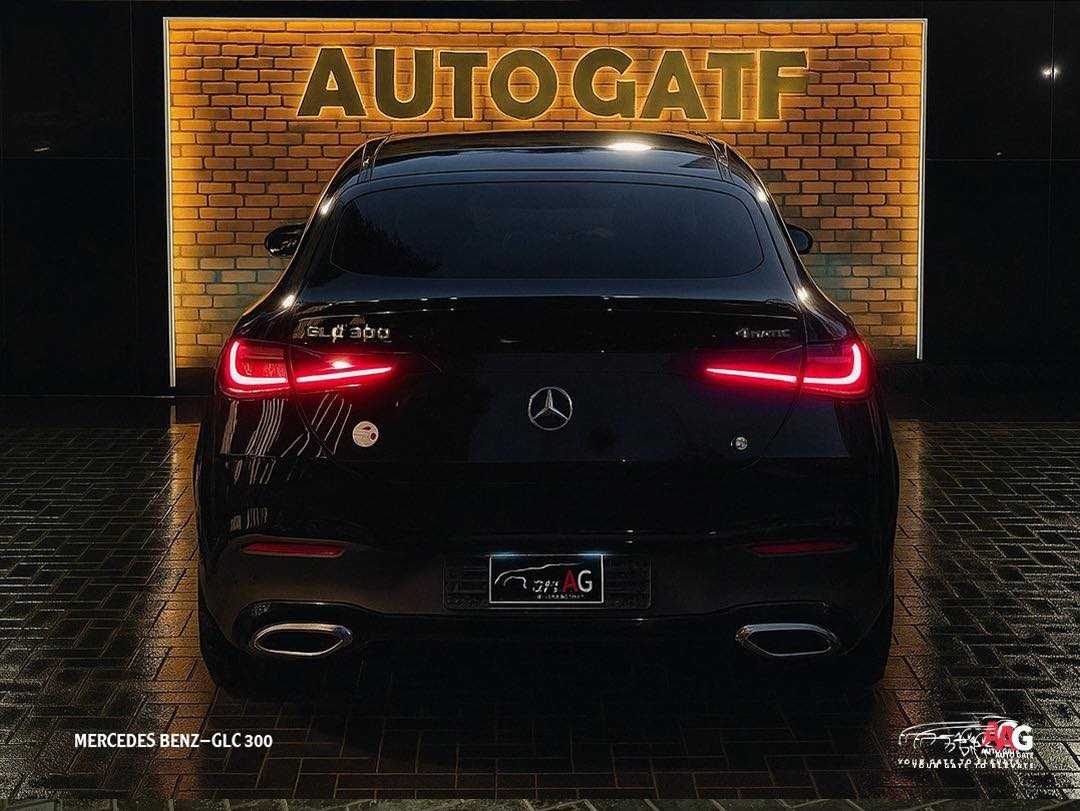 Mercedes Benz GLC300 2024