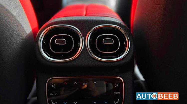 Mercedes Benz GLC300 2024