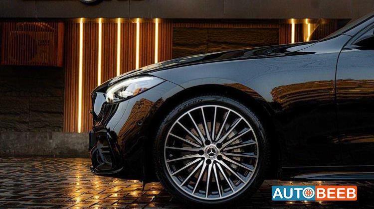 Mercedes Benz C200 2025