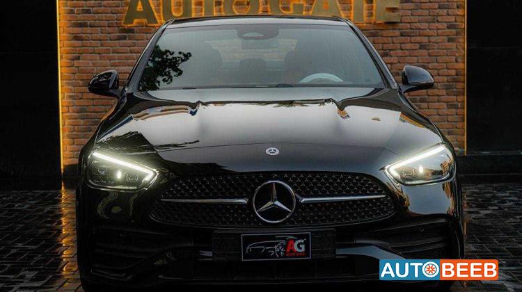 Mercedes Benz C200 2025