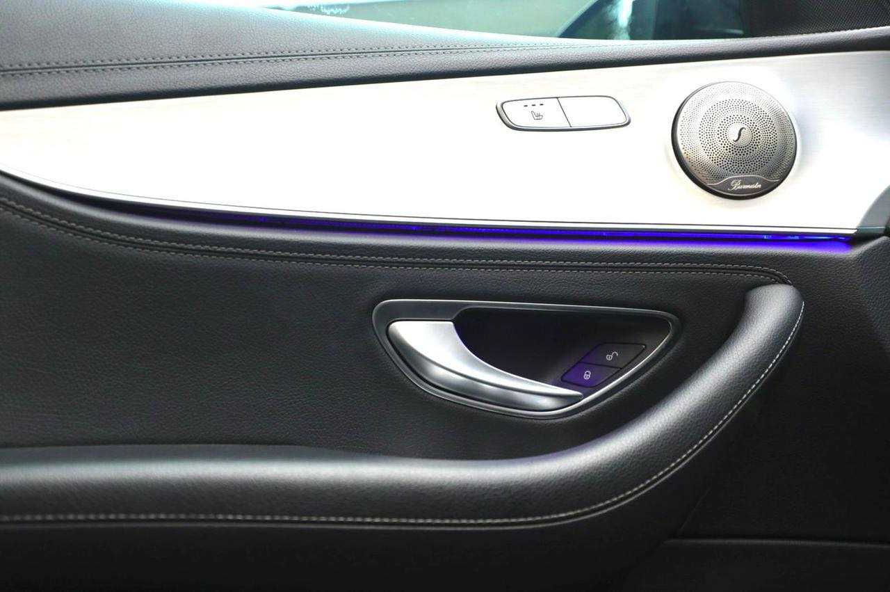 Mercedes Benz E200 2022