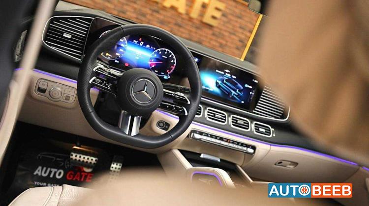 Mercedes Benz GLS580 2025