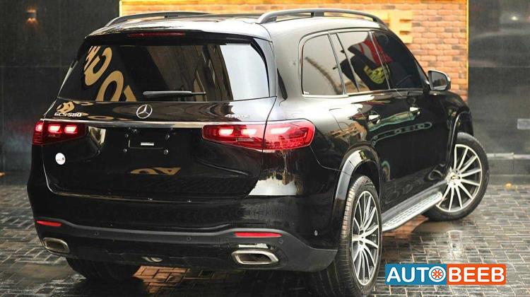 Mercedes Benz GLS580 2025
