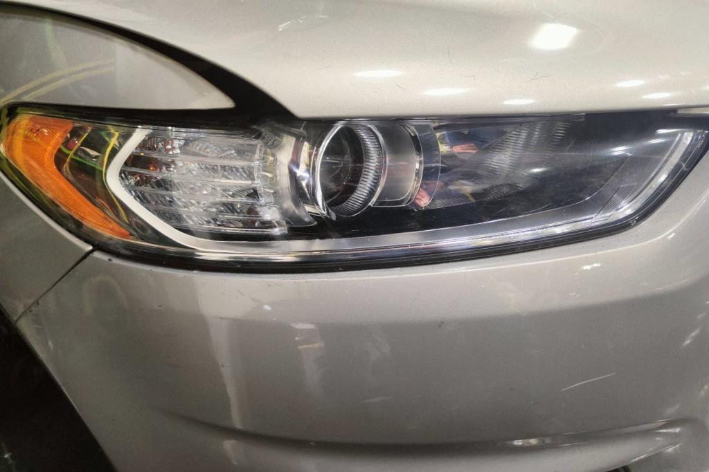 Lights Front light Ford Fusion