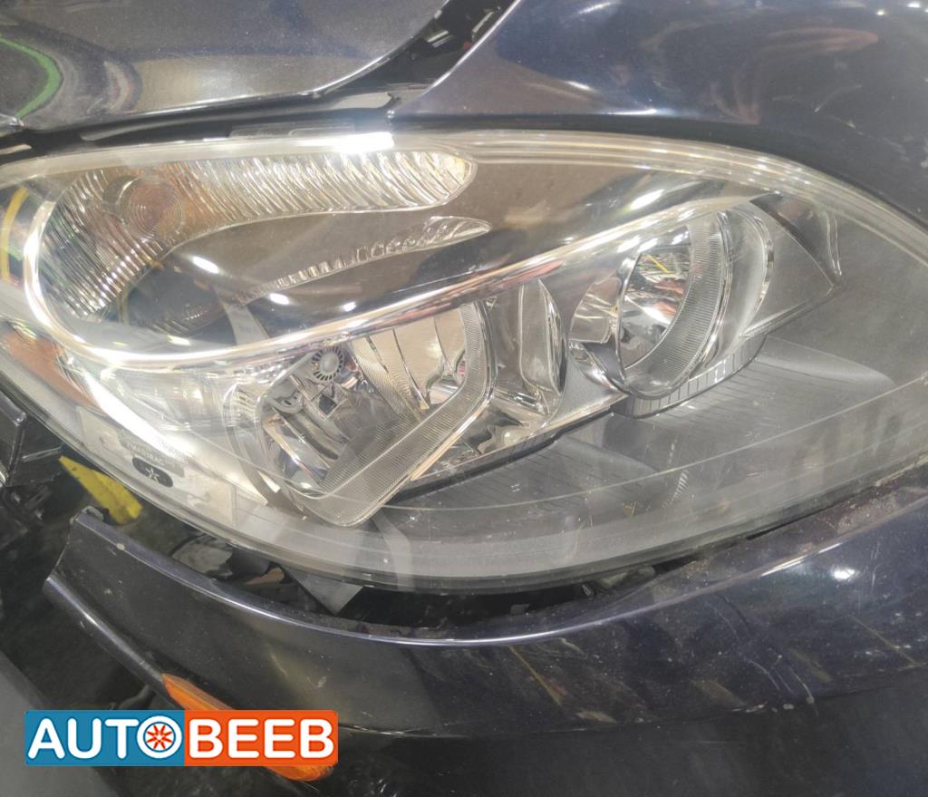 Lights Front light Mercedes Benz B250