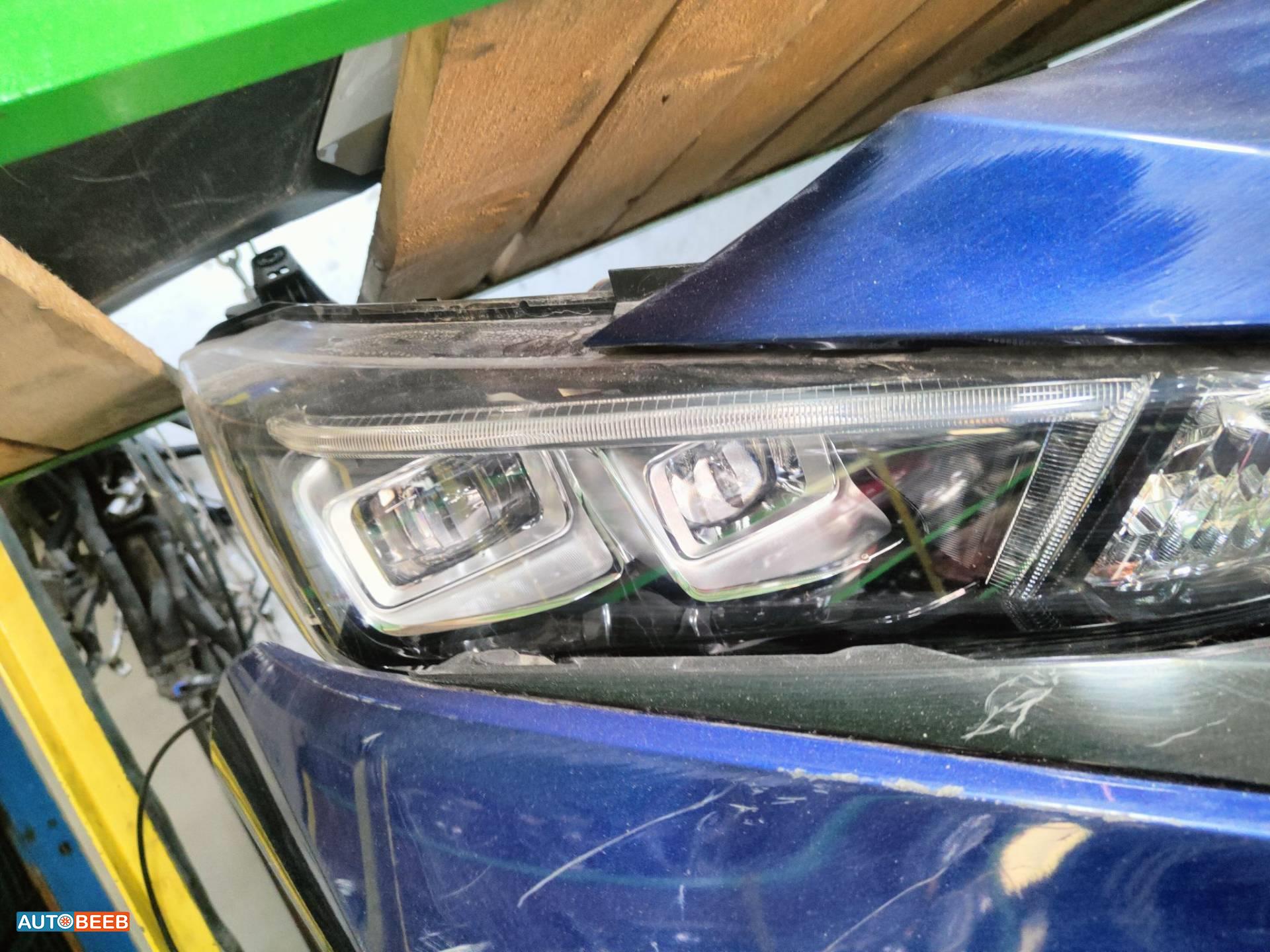 Lights Front light Nissan Leaf